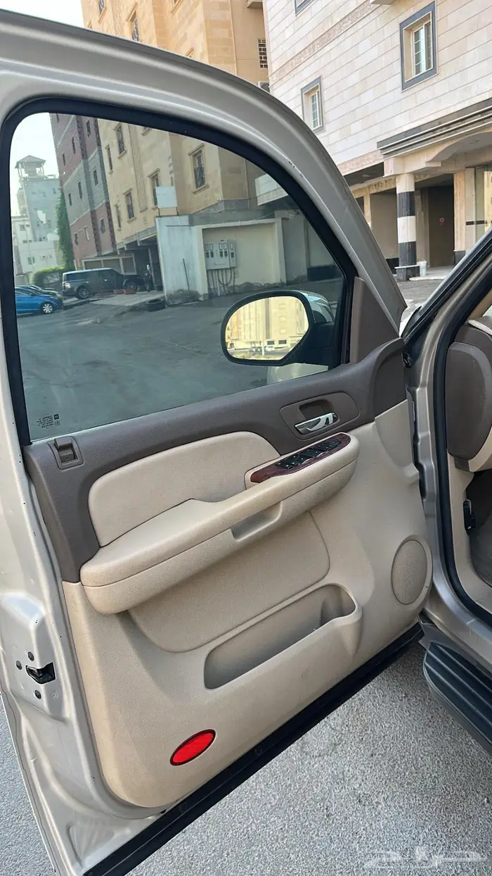 جي ام سي يوكن XL 2009 6