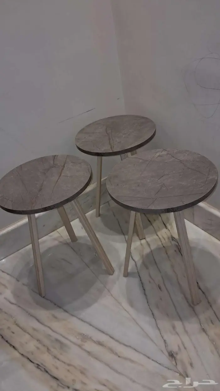 طاولات تقديم وكرسي من ايكيا كأنه جديد 0