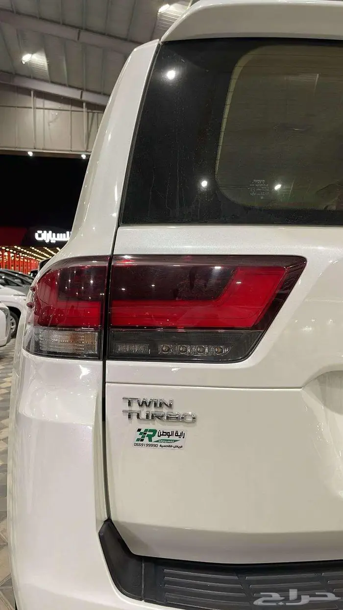 تويوتا لاند كروزر موديل 2024 GXR سعودي L2 4