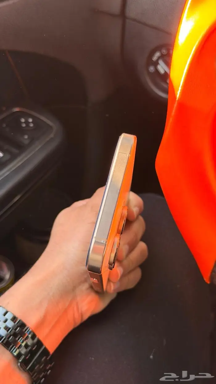 آيفون 16 برو ماكس 256 بطارية 100 شبه جديد 3