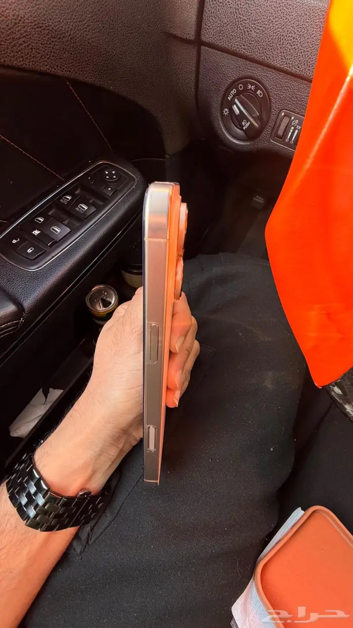 آيفون 16 برو ماكس 256 بطارية 100 شبه جديد 7