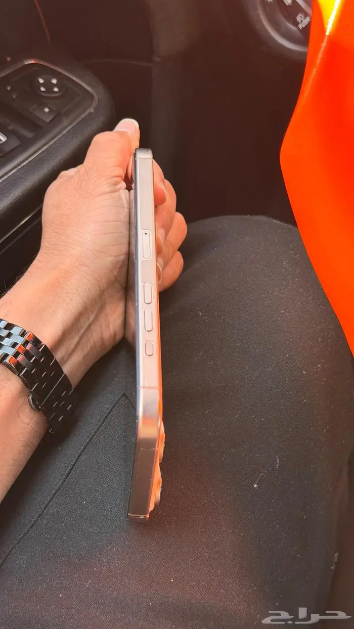 آيفون 16 برو ماكس 256 بطارية 100 شبه جديد 5