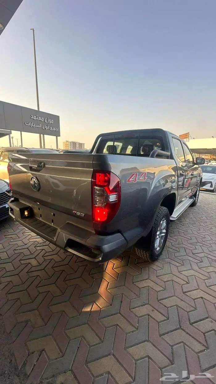 MG T60 لاكجري 2.0 موديل 2024 7