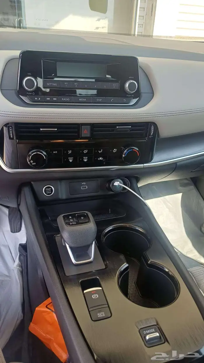 نيسان إكس تريل ستاندر 7 راكب 2024 بدون دبل 5