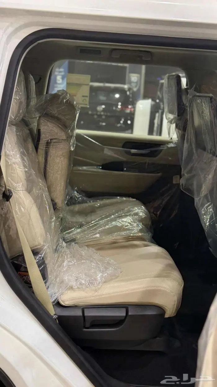 نيسان باترول 2026 SE لون أبيض 4