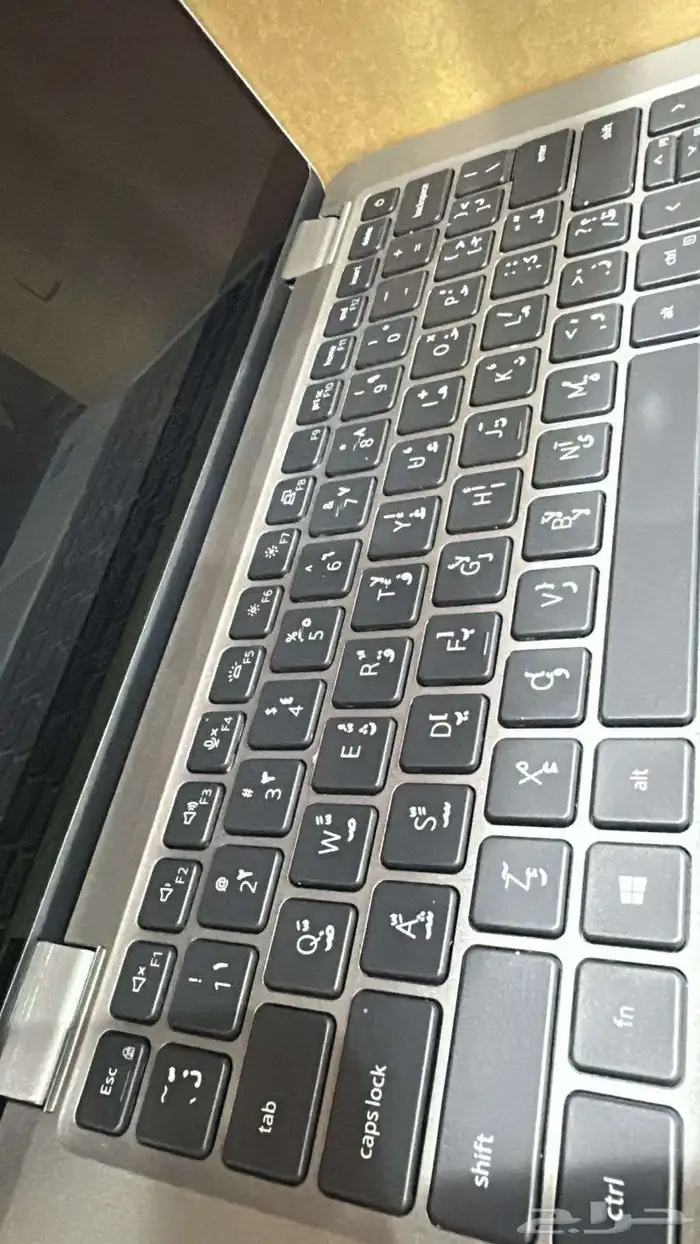 لابتوب للبيع مستعمل نظيف مع ضمان 5