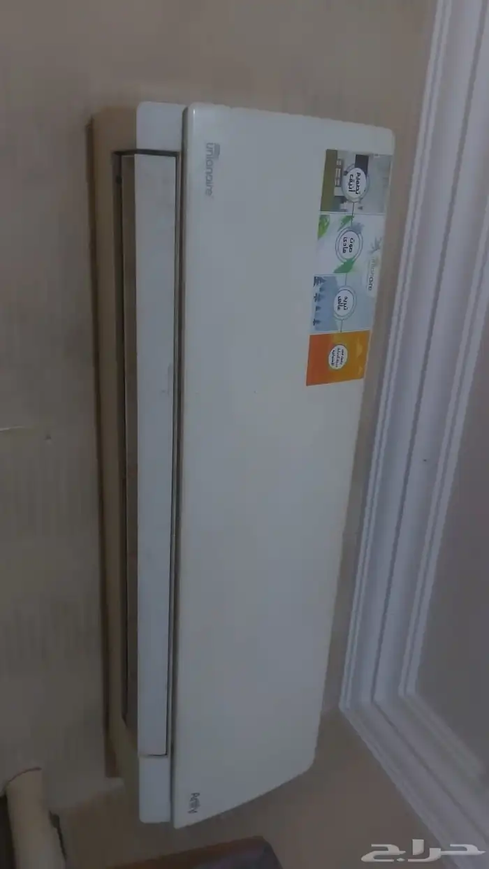 الصامل مكيفات سبليت شبه جديد للبيع ومكتبين وملحقاته وشاشة 2