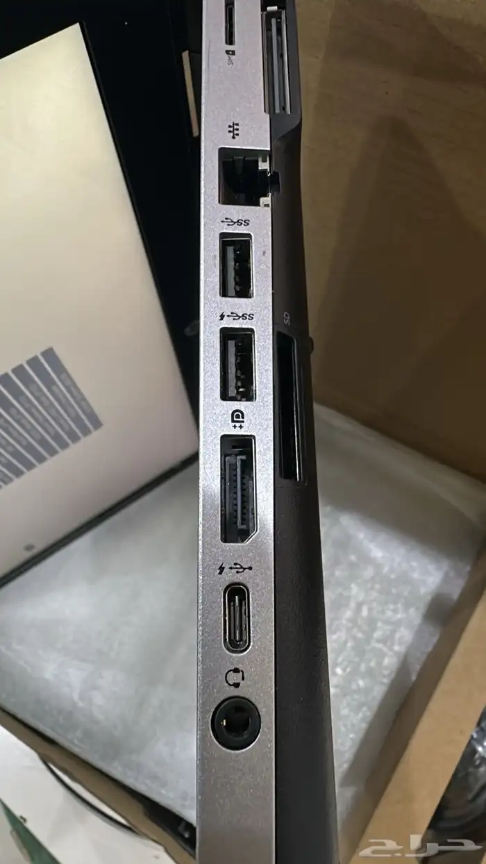 لابتوب للبيع مستخدم نظيف 4