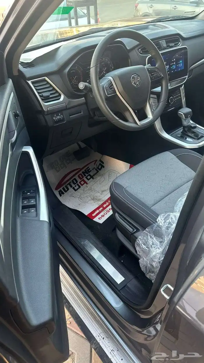 ام جي T60 بنزين فل كامل موديل 2024 4