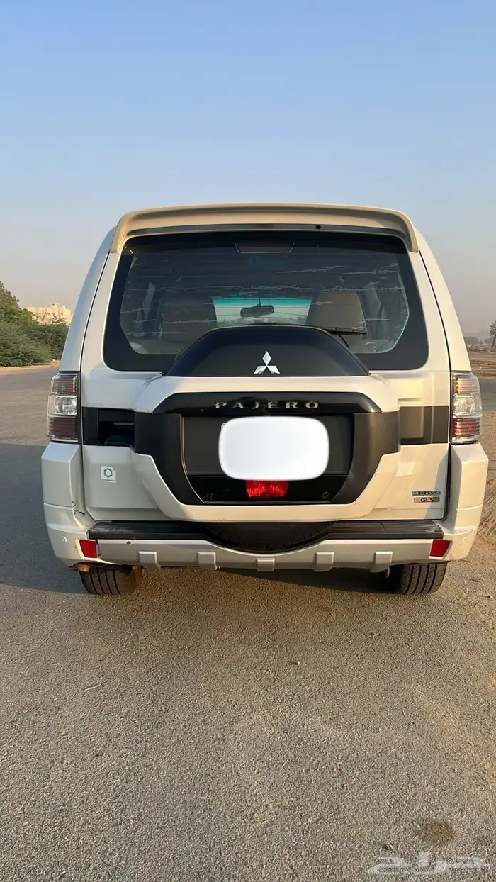 ميتسوبيشي باجيرو موديل 2016 8