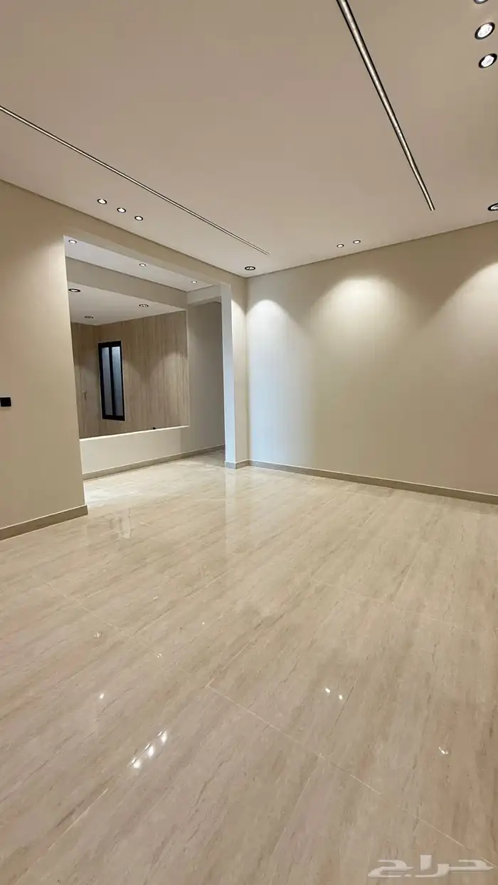 شقه للبيع 18