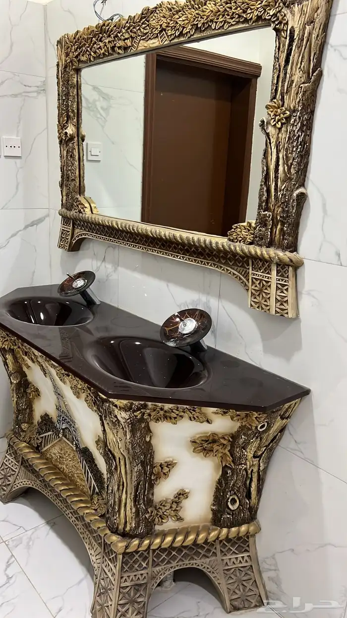 لاب توب وكنب ومغسلة يدين و لاب توب نظيف 8