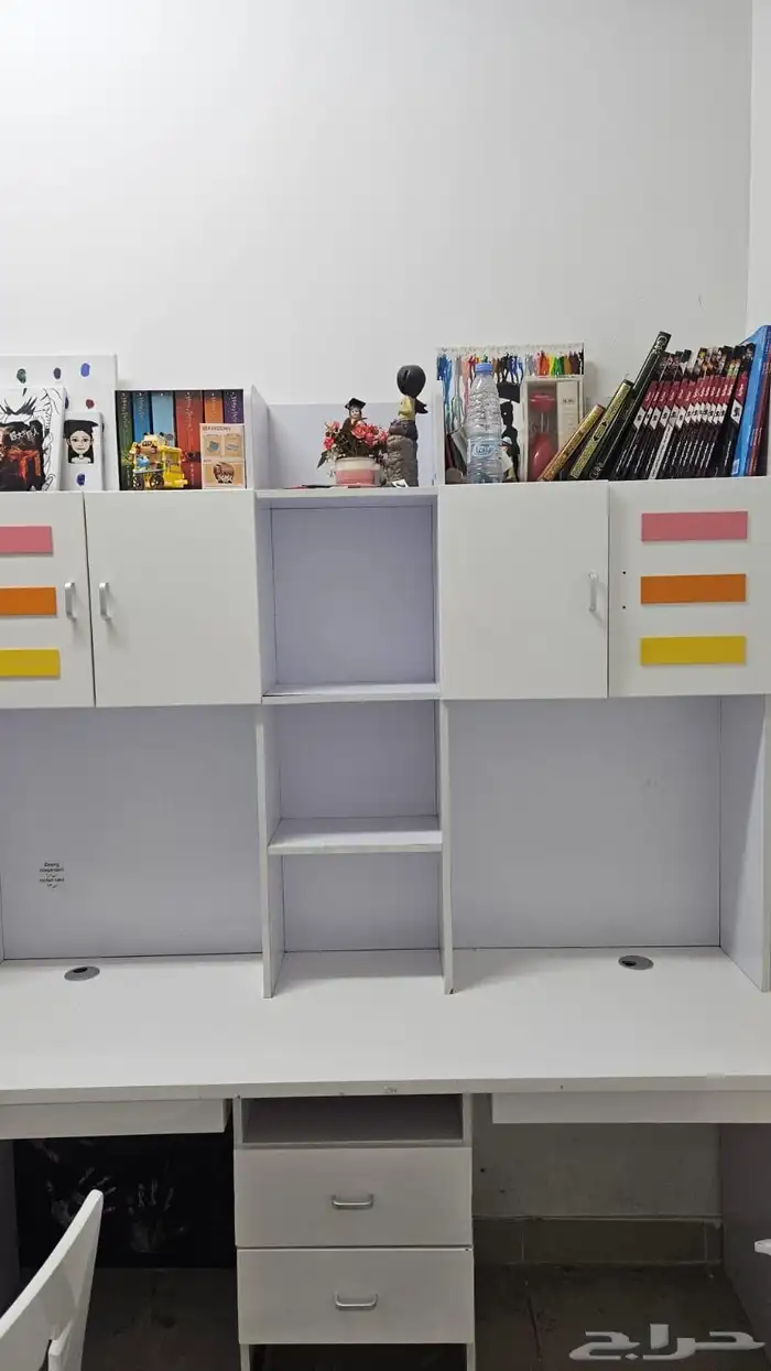 سرير ومكتبه وكمودينه 1