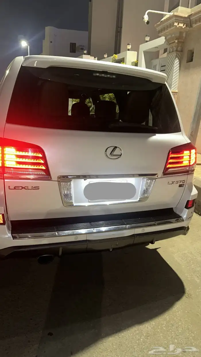 جيب للكزس 2015 (( مخزن ممشى قليل )) 4