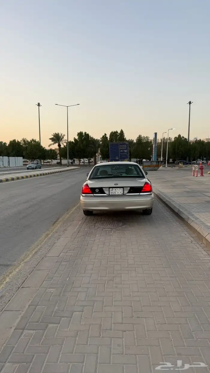 فورد فكتوريا 2009 2