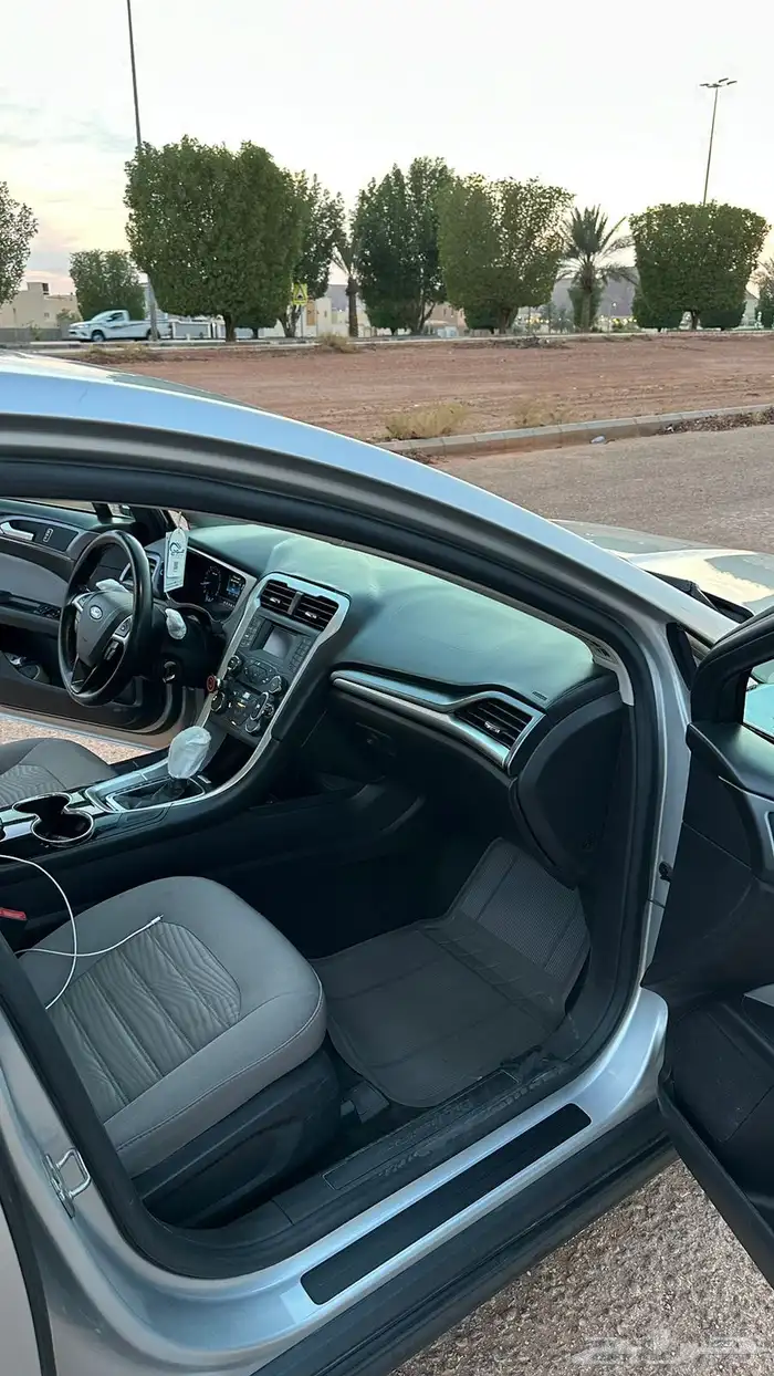 فورد فيوجن 2016 14