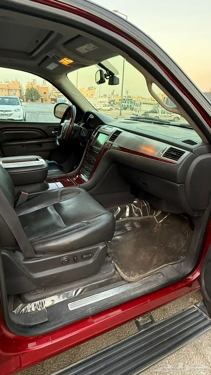 كاديلاك اسكاليد 2012 فل كامل 10