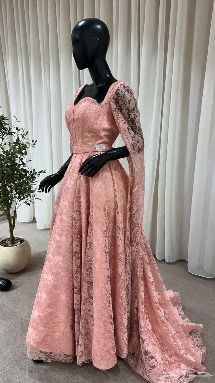 فستان زواج فخم 0