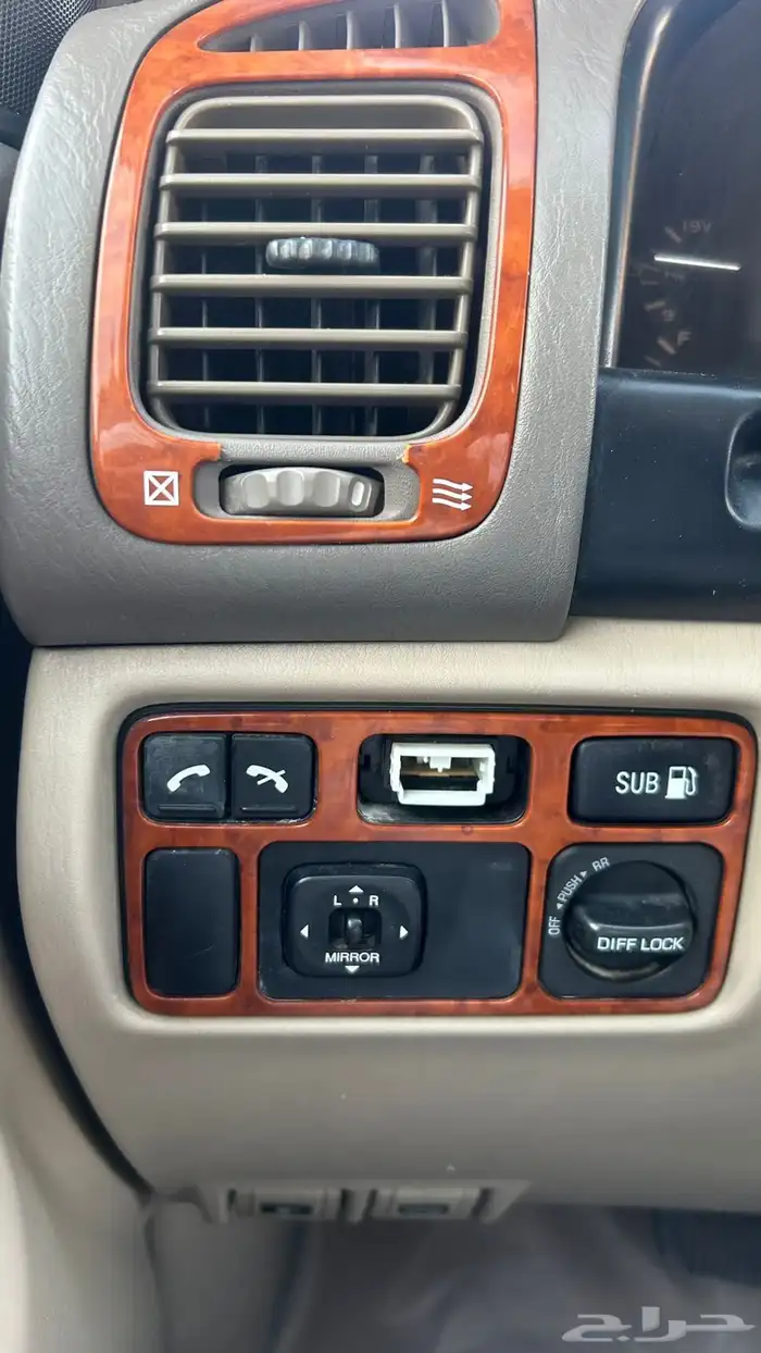 لاندكروزر فكسار 2007 بالخرج 31