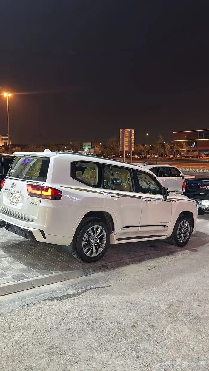ايجار لاند كروزر 1