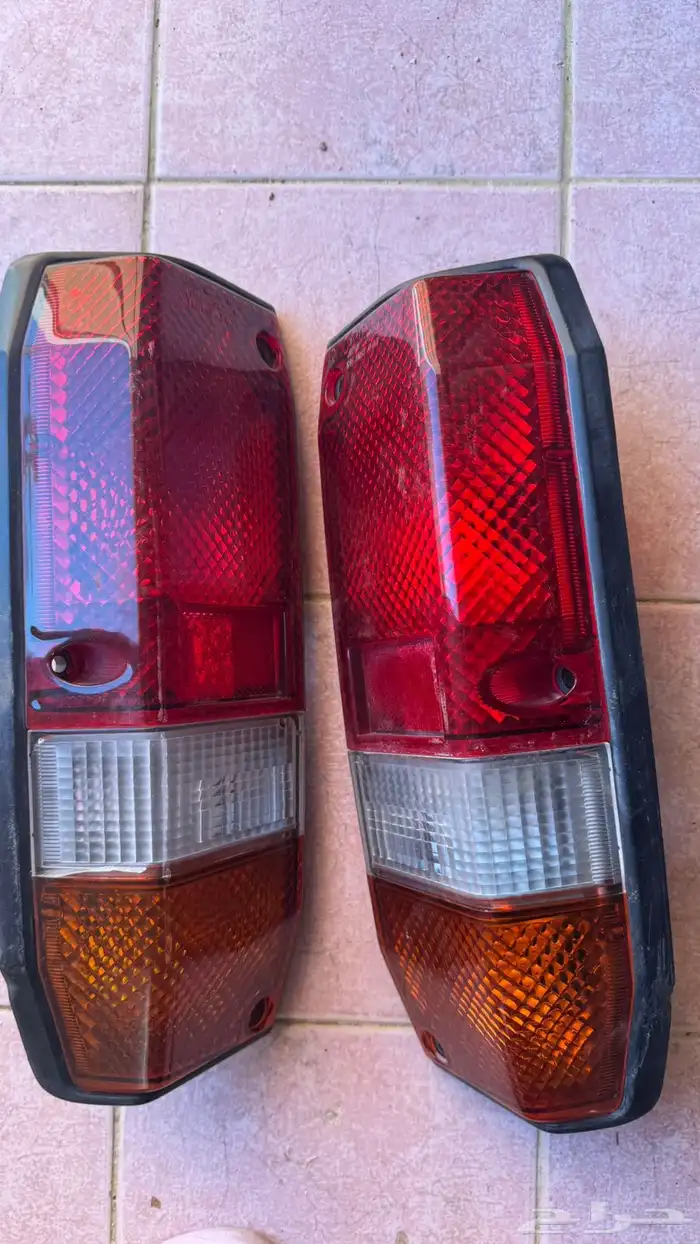 مسجل مع سمعات او اسطبات حقت ربع 2012 4