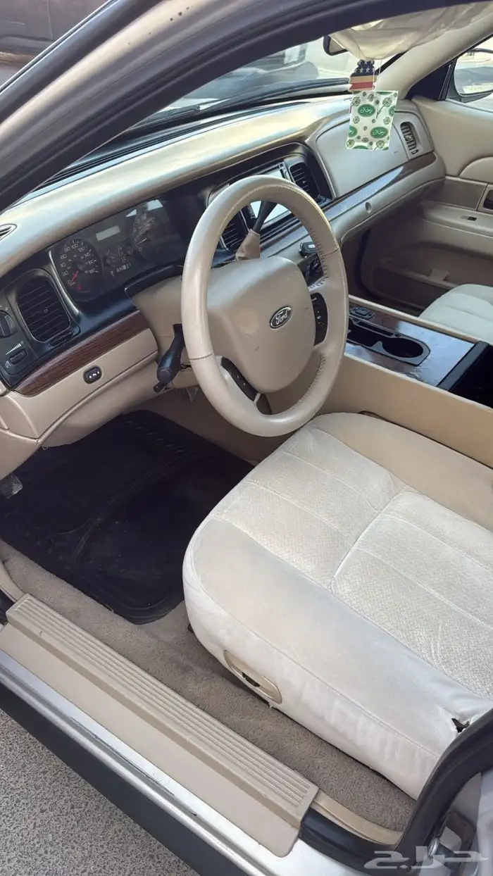 للبيع فورد فكتوري 9