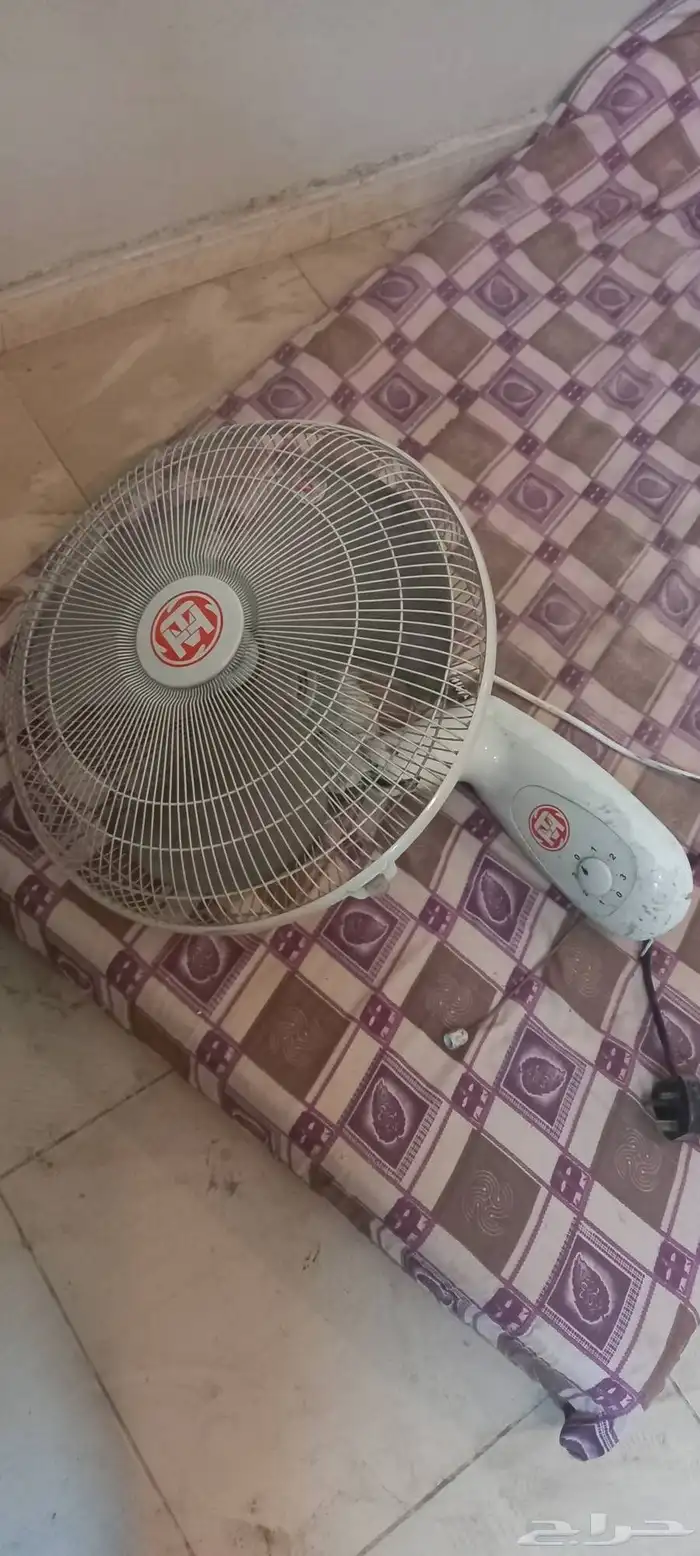 مرواحه حائط 1