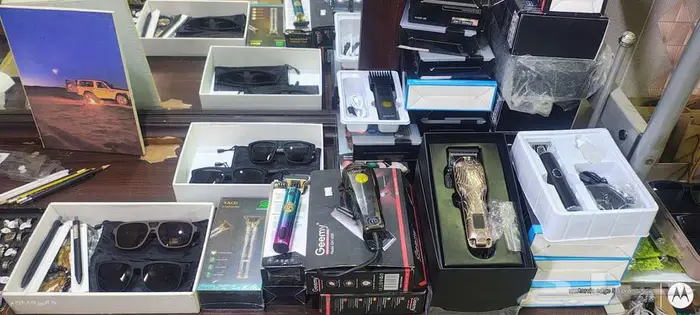 تصفيه سماعات ونظارات وماكينات حلاقه وشواحن 8