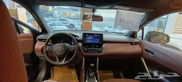 تويوتا كورولا كروس نص فل فتحة 2024 هايبرد 5