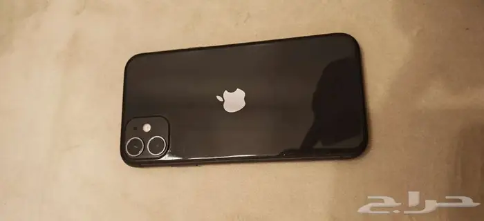 ايفون 11 وهونر 400 برو 2