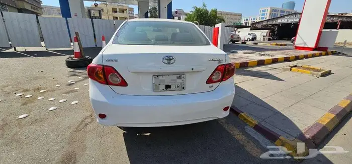 كورولا موديل 2010 قير عادي ( ماشية 334 الف) مجدد مفحوص 3