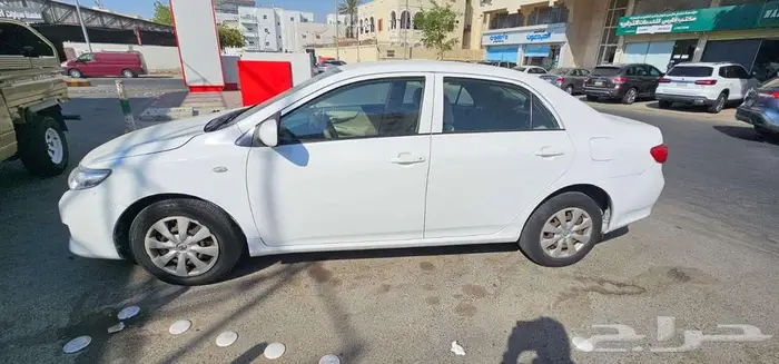 كورولا موديل 2010 قير عادي ( ماشية 334 الف) مجدد مفحوص 2