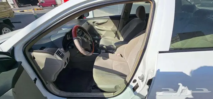 كورولا موديل 2010 قير عادي ( ماشية 334 الف) مجدد مفحوص 5