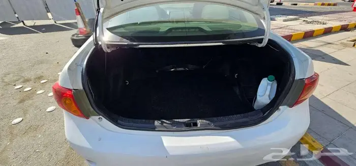 كورولا موديل 2010 قير عادي ( ماشية 334 الف) مجدد مفحوص 7