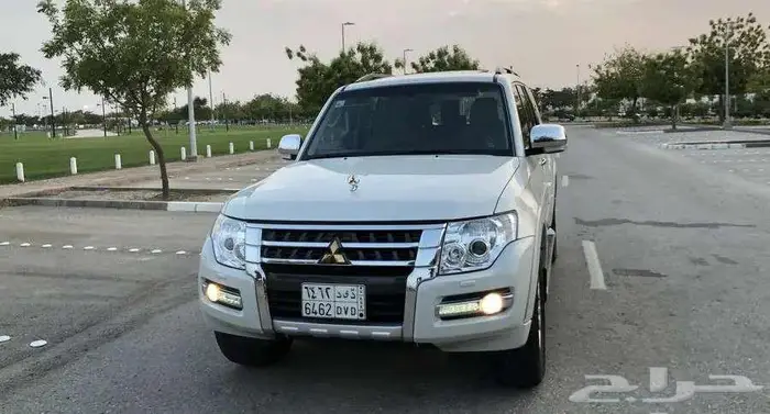 ميتسوبيشي باجيرو 2022 فل سعودي ممشي قليل مخزن 25 ألف 2