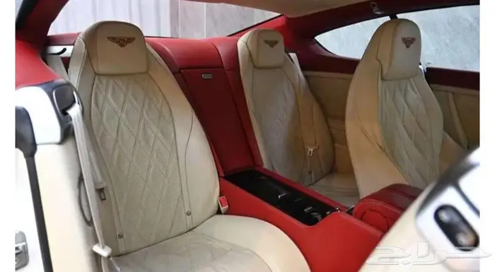 بنتلي كونتيننتال GT 8