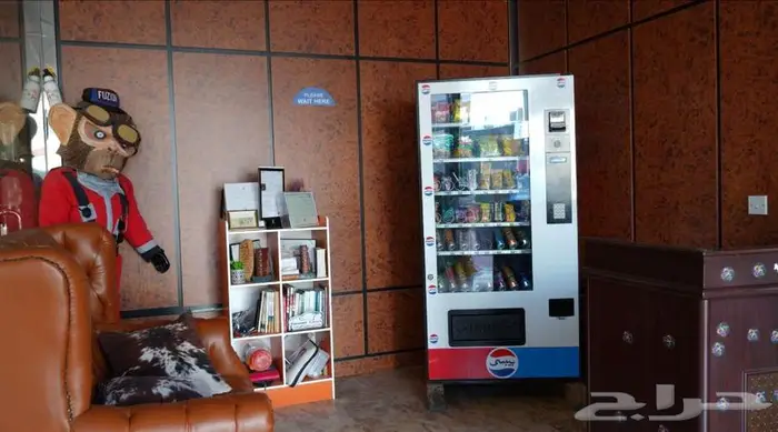 محل مقهى وصالة العاب للتقبيل عالسوم - الخبر حي الصدفة 12