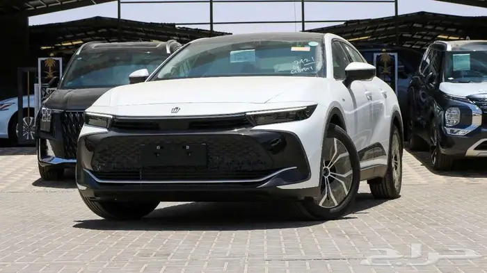 تويوتا كراون بريميوم موديل 2026 كاش واقساط 2