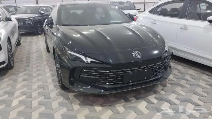 ام جي 7 لاكجري 2025 كاش وتقسيط 11