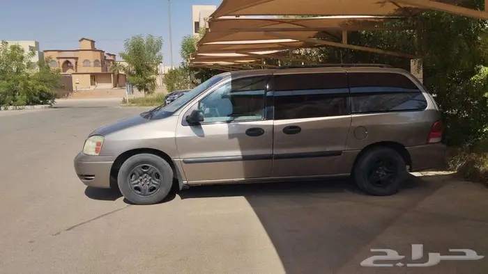 فورد ونرستار موديل 2005 1