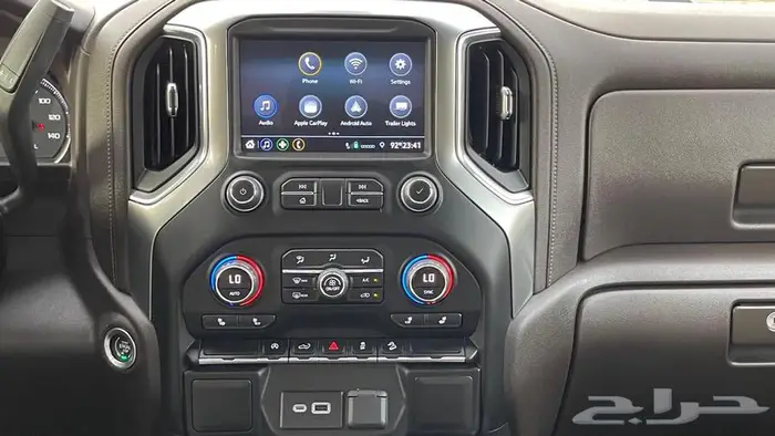 شيفرولية سلفرادو 2021 RST-Z71 غمارتين دبل بنزين 12