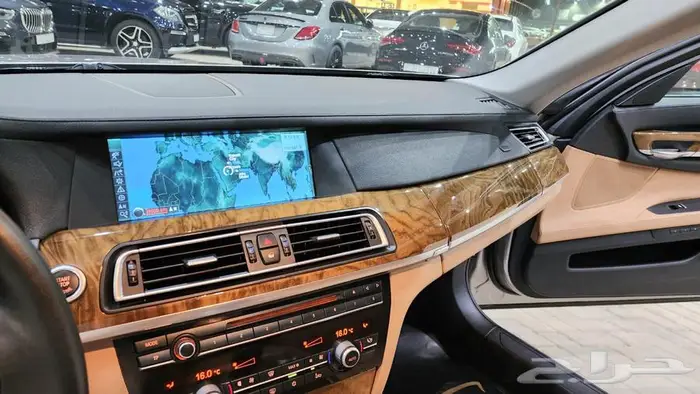 بي ام دبليو 730LI 2010 18
