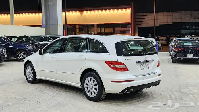 مرسيدس R300 2013 7