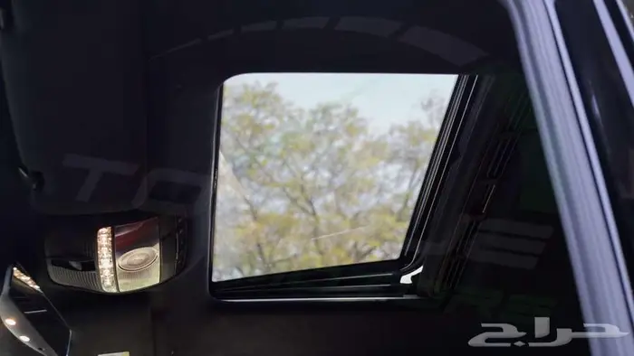 2025 مرسيدس جي كلاس AMG V8 4.0L G 63 اصفار مع ضمان 21