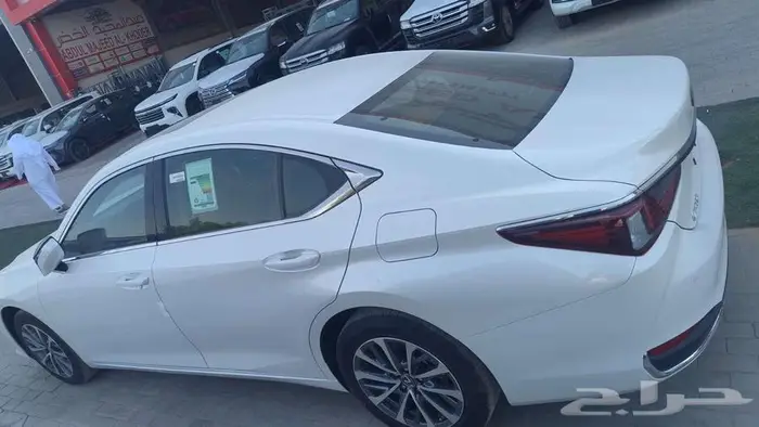 لكزس اي اس 250 7