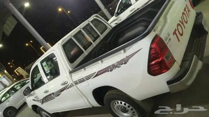 تويوتا هايلوكس 2025 ديزل دبل سلق gl2 كاش واقساط وعروض 6