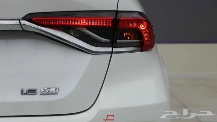 تويوتا كورولا XLI 1.6 بنزين بريمي 2025 5