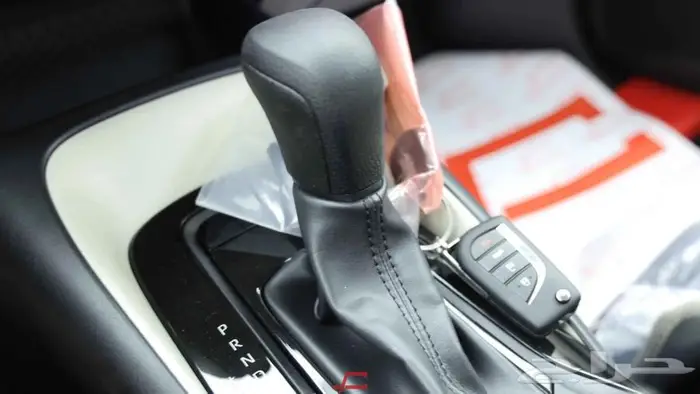 تويوتا كورولا XLI 1.6 بنزين بريمي 2025 11