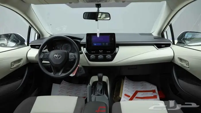 تويوتا كورولا XLI 1.6 بنزين بريمي 2025 6