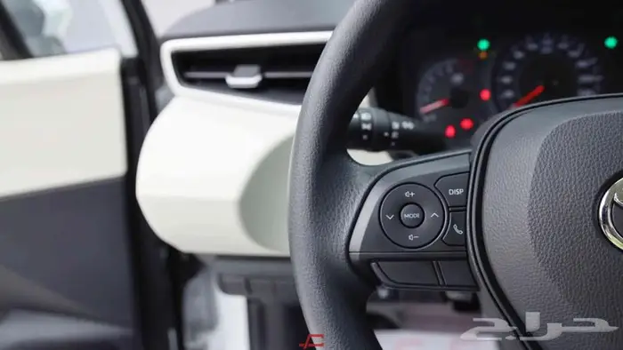 تويوتا كورولا XLI 2.0 مطور بنزين 2025 6